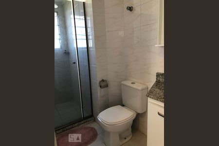 Banheiro de apartamento à venda com 2 quartos, 59m² em Vila Gustavo, São Paulo