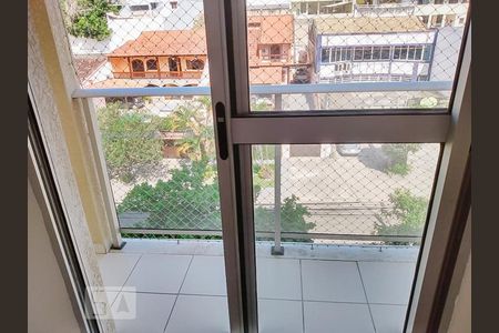 Apartamento à venda com 55m², 2 quartos e sem vagaVaranda