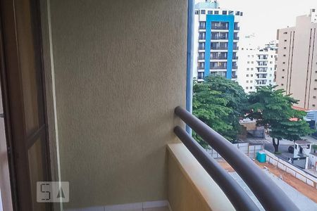 Sacada de apartamento para alugar com 1 quarto, 60m² em Cambuí, Campinas