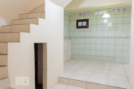 Sala de casa para alugar com 2 quartos, 72m² em Guajuviras, Canoas
