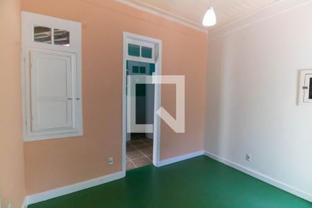 Sala de casa à venda com 2 quartos, 130m² em Centro, Niterói