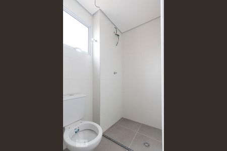 Banheiro Social de kitnet/studio para alugar com 1 quarto, 24m² em Vila Santa Catarina, São Paulo
