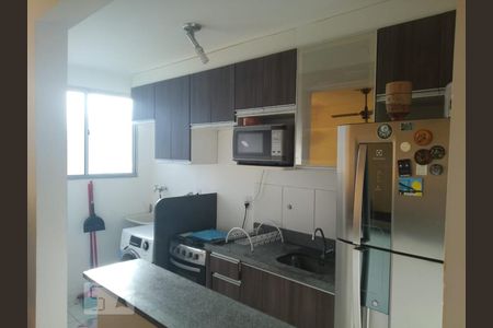 Cozinha de apartamento à venda com 2 quartos, 45m² em Vila Carminha, Campinas