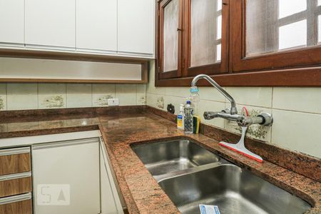 Cozinha de casa para alugar com 4 quartos, 349m² em Jardim São Caetano, São Caetano do Sul