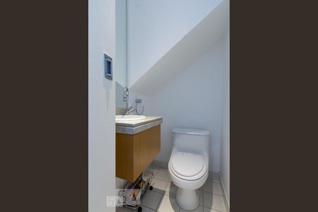 Lavabo de kitnet/studio para alugar com 1 quarto, 45m² em Moema, São Paulo