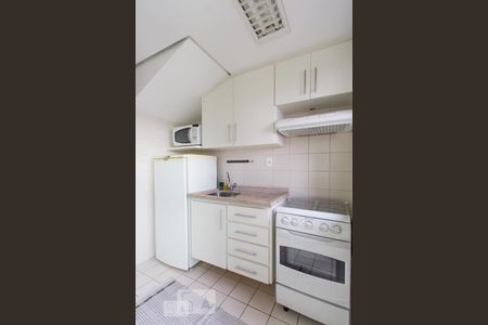 Cozinha de kitnet/studio para alugar com 1 quarto, 45m² em Moema, São Paulo