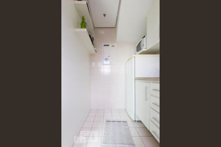 Cozinha de kitnet/studio para alugar com 1 quarto, 45m² em Moema, São Paulo