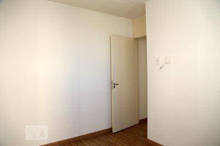 Quarto 2 de apartamento para alugar com 2 quartos, 50m² em Jardim Boa Vista (zona Oeste), São Paulo