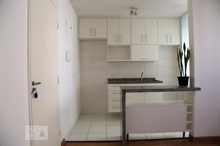 Cozinha de apartamento para alugar com 2 quartos, 50m² em Jardim Boa Vista (zona Oeste), São Paulo