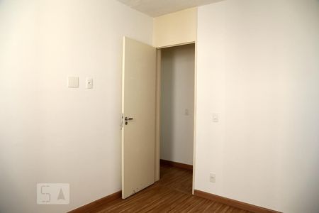 Quarto 1 de apartamento para alugar com 2 quartos, 50m² em Jardim Boa Vista (zona Oeste), São Paulo