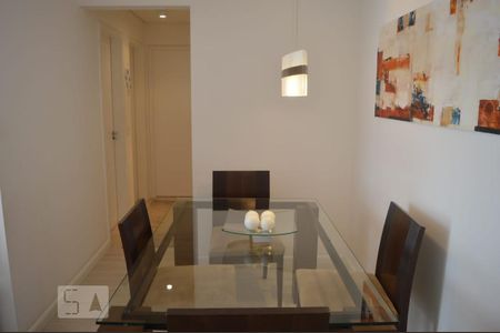 Sala de apartamento à venda com 3 quartos, 60m² em Vila Talarico, São Paulo