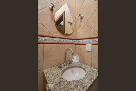 Lavabo de casa para alugar com 5 quartos, 300m² em Serra , Belo Horizonte