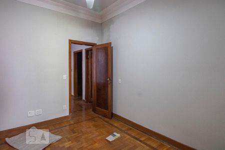 Suíte 01 de casa para alugar com 5 quartos, 300m² em Serra , Belo Horizonte