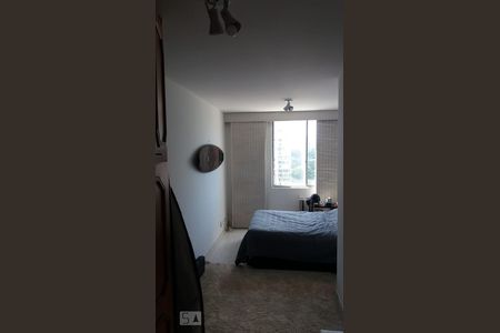 Quarto de apartamento para alugar com 2 quartos, 87m² em Barra da Tijuca, Rio de Janeiro