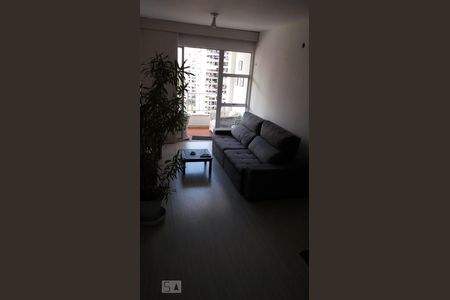 Sala de apartamento para alugar com 2 quartos, 87m² em Barra da Tijuca, Rio de Janeiro