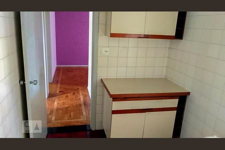 Cozinha de apartamento para alugar com 2 quartos, 52m² em Cambuci, São Paulo
