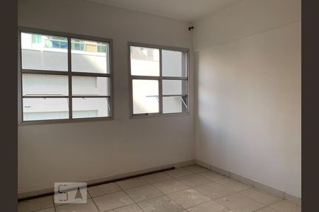 Quarto de kitnet/studio para alugar com 1 quarto, 55m² em Centro, Campinas