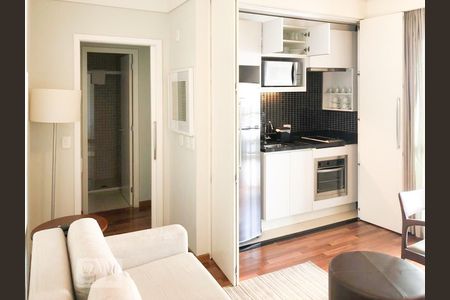Sala  de apartamento para alugar com 1 quarto, 44m² em Vila Olímpia, São Paulo