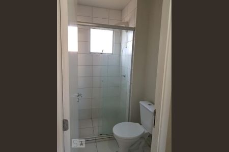 Banheiro de apartamento à venda com 2 quartos, 45m² em São José, São Leopoldo