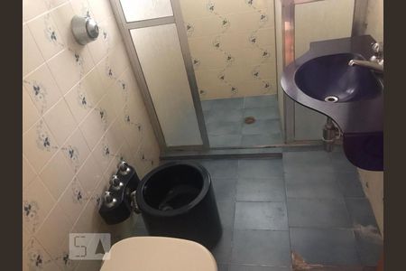 Banheiro de apartamento à venda com 3 quartos, 82m² em Vila Progredior, São Paulo