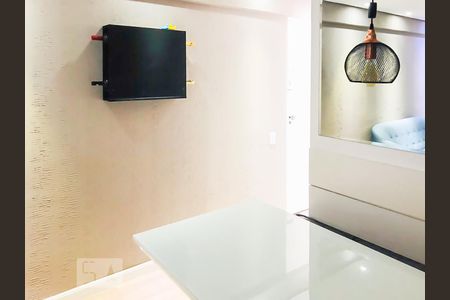 Sala  de apartamento à venda com 1 quarto, 40m² em Indianópolis, São Paulo