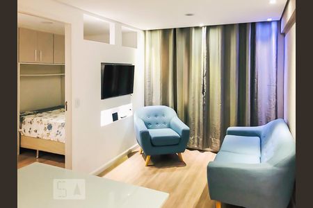 Sala  de apartamento à venda com 1 quarto, 40m² em Indianópolis, São Paulo