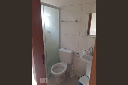 Banheiro de casa para alugar com 1 quarto, 30m² em Jardim Paraíso, São Paulo