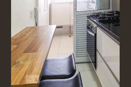 Cozinha de apartamento para alugar com 2 quartos, 65m² em Butantã, São Paulo