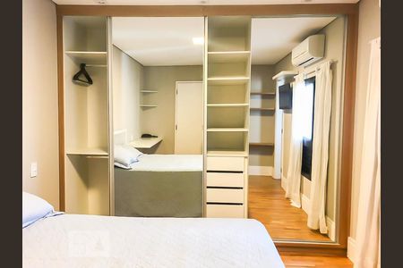 Suíte  de apartamento para alugar com 1 quarto, 50m² em Itaim Bibi, São Paulo
