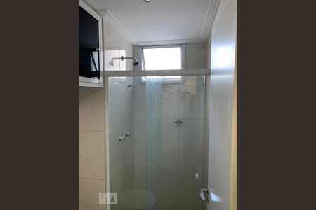 Banheiro de apartamento para alugar com 2 quartos, 52m² em Barra da Tijuca, Rio de Janeiro