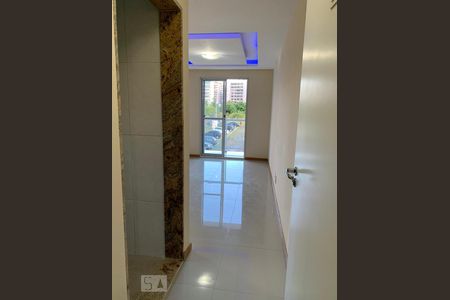 Hall de Entrada de apartamento para alugar com 2 quartos, 52m² em Barra da Tijuca, Rio de Janeiro