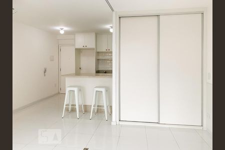 Kitnet/Studio à venda com 1 quarto, 35m² em Cambuci, São Paulo