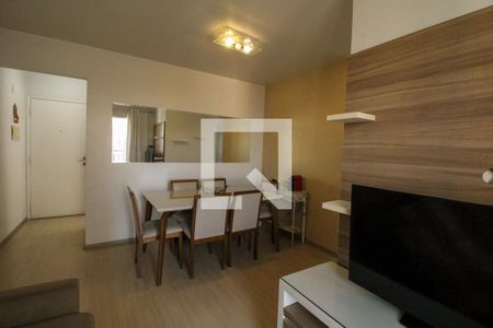 Sala de apartamento para alugar com 3 quartos, 65m² em Jardim Peri, São Paulo