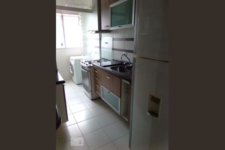 Cozinha e Área de Serviço de apartamento à venda com 2 quartos, 58m² em Parque Assunção, Taboão da Serra