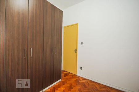 Quarto de apartamento à venda com 2 quartos, 75m² em Copacabana, Rio de Janeiro