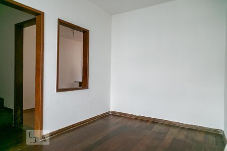 Sala de casa de condomínio à venda com 2 quartos, 60m² em Ipiranga, Belo Horizonte