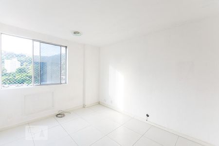 Sala de apartamento à venda com 2 quartos, 60m² em Santa Rosa, Niterói