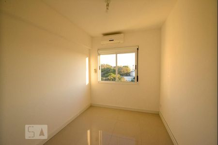 Quarto 2 de apartamento para alugar com 3 quartos, 67m² em Santo Antônio, Porto Alegre