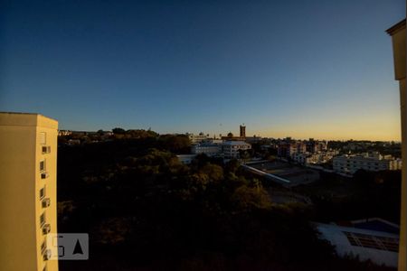 Vista de apartamento à venda com 3 quartos, 67m² em Santo Antônio, Porto Alegre