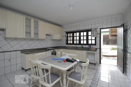 Cozinha de casa à venda com 6 quartos, 450m² em Nossa Senhora das Graças, Canoas