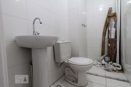 Banheiro de apartamento para alugar com 1 quarto, 35m² em Vila Prudente, São Paulo