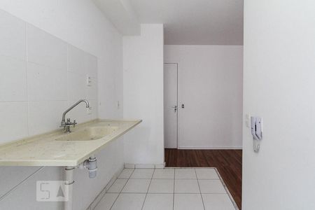 Cozinha de apartamento para alugar com 1 quarto, 35m² em Vila Prudente, São Paulo