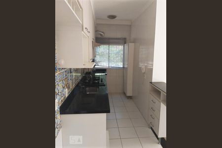 Cozinha de apartamento para alugar com 2 quartos, 47m² em Vila Independência, São Paulo