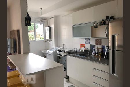 Cozinha de apartamento à venda com 2 quartos, 60m² em Camaquã, Porto Alegre