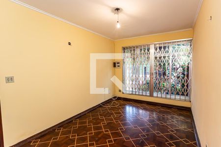 Casa à venda com 120m², 3 quartos e 2 vagasSala