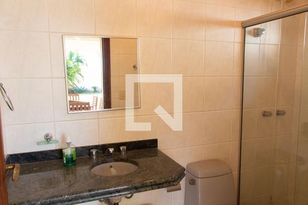 Casa para alugar com 600m², 4 quartos e 6 vagas Casa para alugar com 600m², 4 quartos e 6 vagasBanheiro da Área Externa