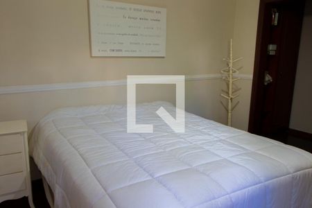 Casa para alugar com 600m², 4 quartos e 6 vagas Casa para alugar com 600m², 4 quartos e 6 vagasQuarto 4