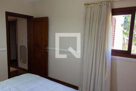 Casa para alugar com 600m², 4 quartos e 6 vagas Casa para alugar com 600m², 4 quartos e 6 vagasQuarto 4