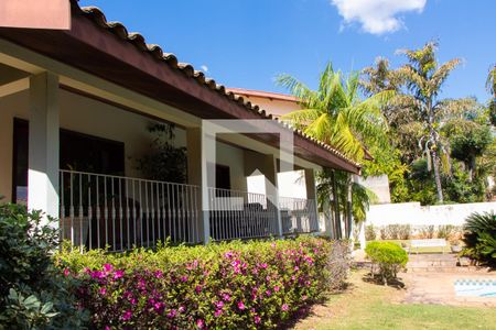 Casa para alugar com 600m², 4 quartos e 6 vagas Casa para alugar com 600m², 4 quartos e 6 vagasÁrea Externa