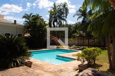 Casa para alugar com 600m², 4 quartos e 6 vagas Casa para alugar com 600m², 4 quartos e 6 vagasÁrea Externa